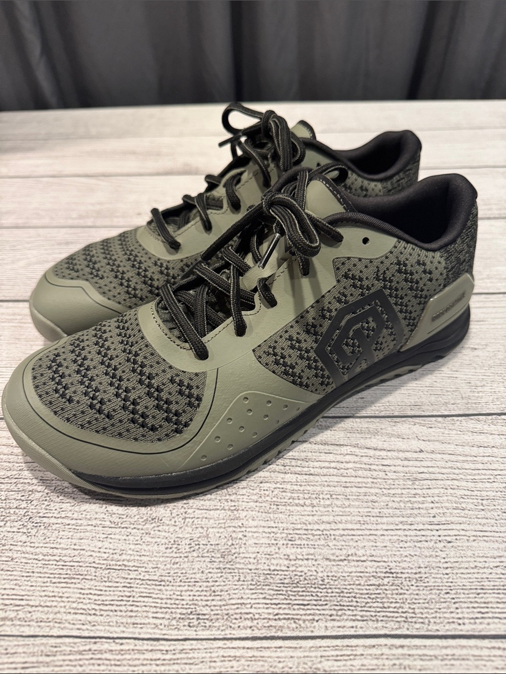 Men’s Born Primitive Savage Training Sneakers tactical green/black size 10